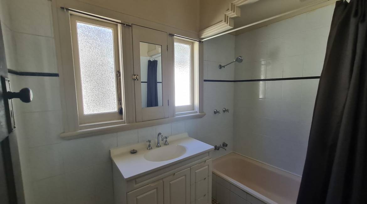 323 Maitland Road, MAYFIELD WEST, NSW 2304 Australia