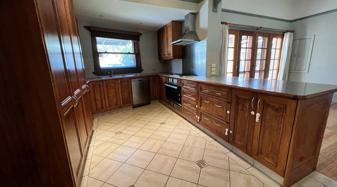 17 Melbourne Road, BROADMEADOW, NSW 2292 Australia