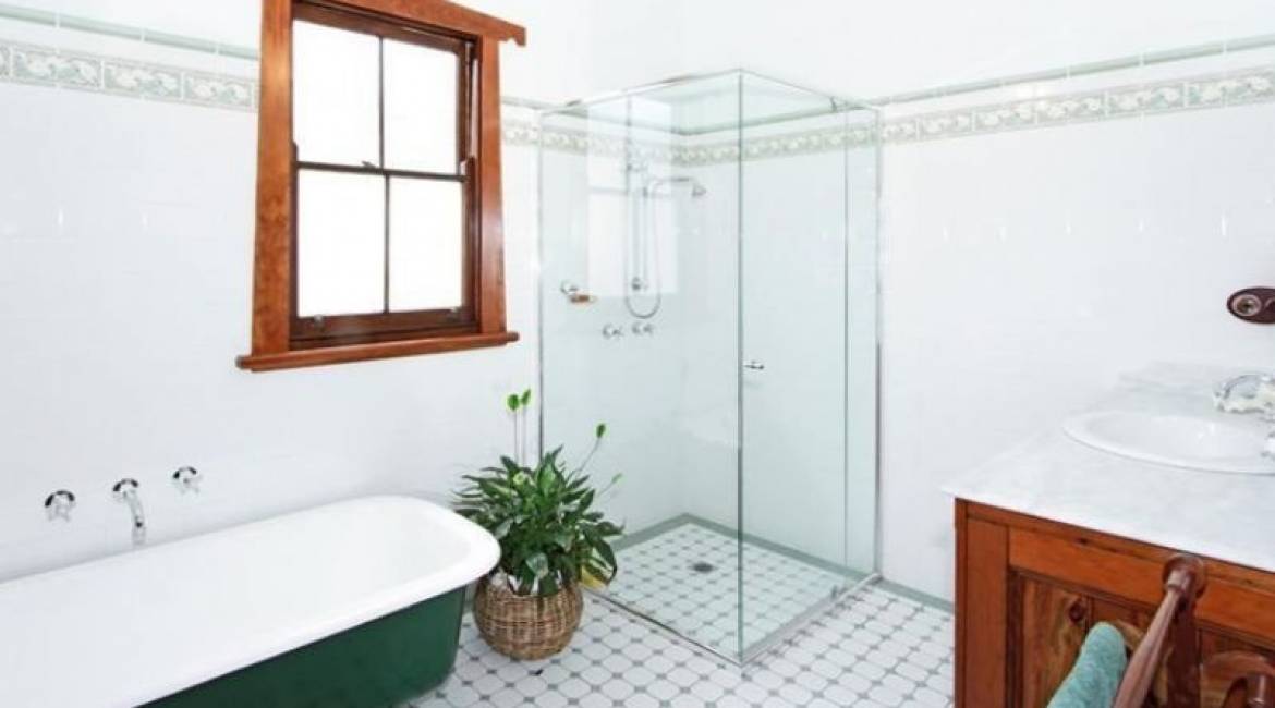 4 Avon Street, Mayfield, NSW 2304 Australia