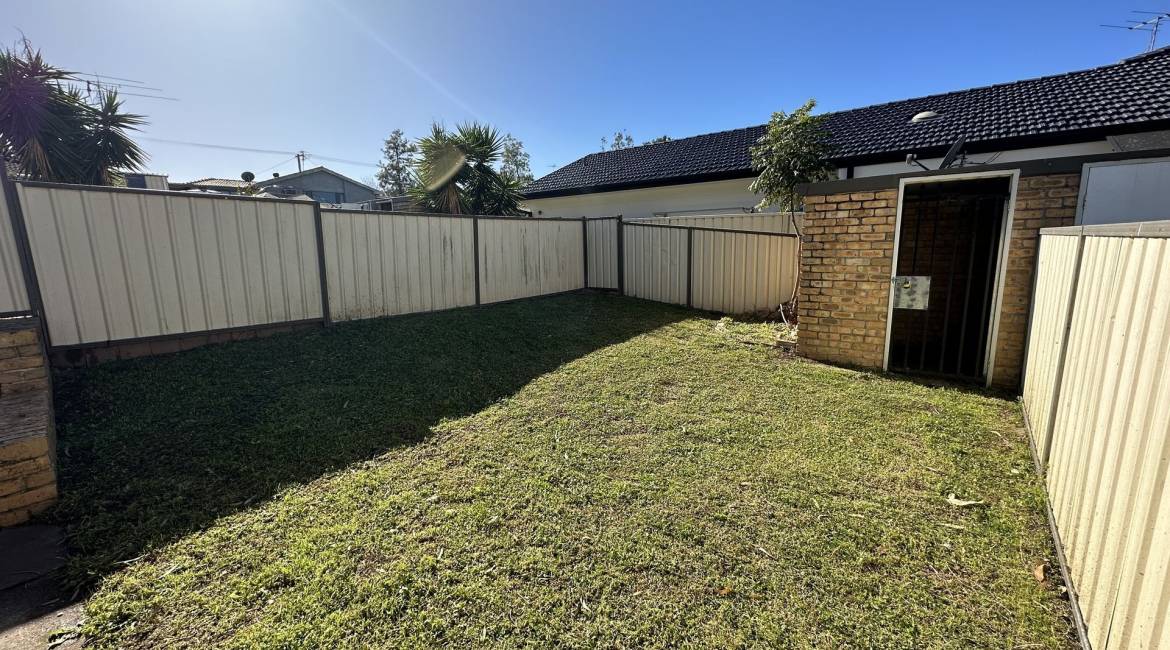 4/33 Gwen Parade, Raymond Terrace, NSW 2324 Australia