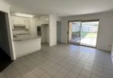 4/33 Gwen Parade, Raymond Terrace, NSW 2324 Australia