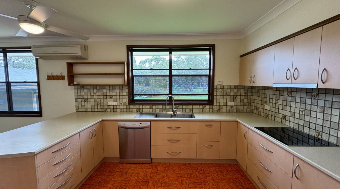 11 George Street, Fullerton Cove, NSW 2318 Australia