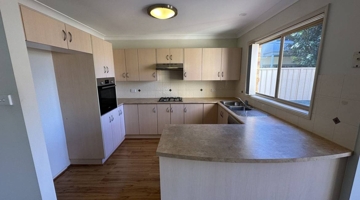 4/136 Broadmeadow Road, Broadmeadow, NSW 2292 Australia
