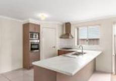 1B Waller Street, Shortland, NSW 2307 Australia