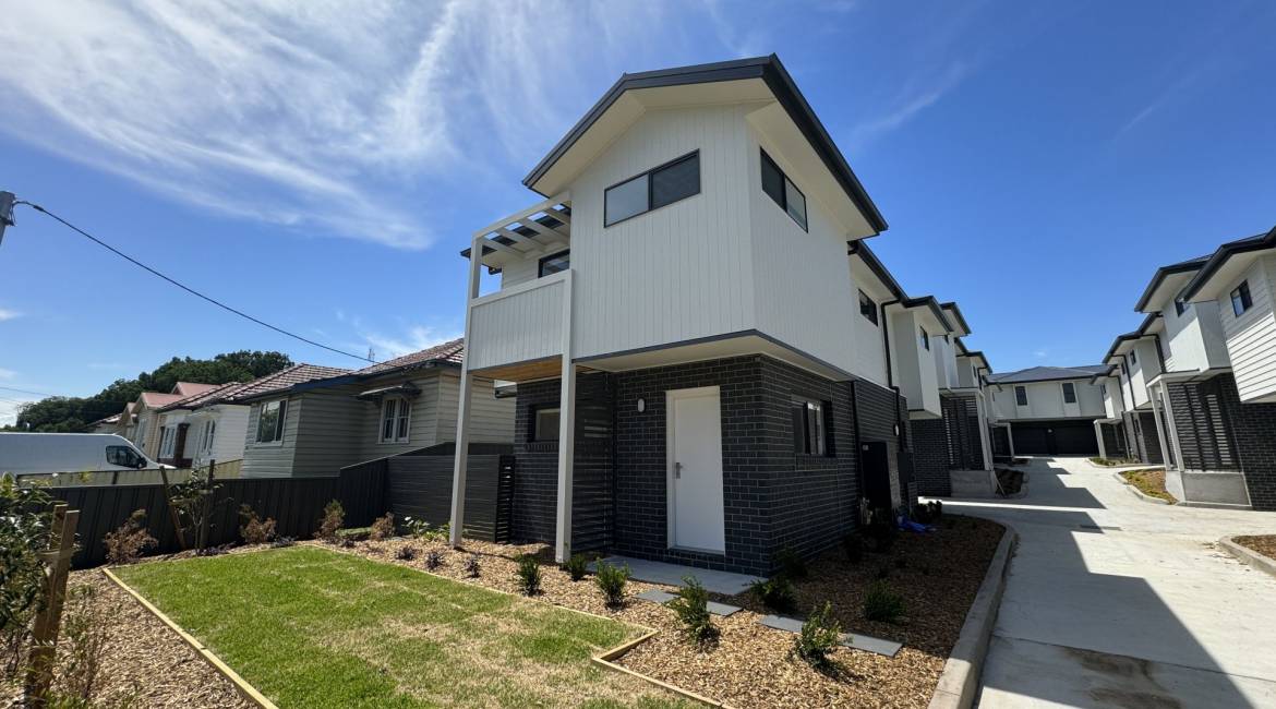 1/327 Maitland Road, Mayfield West, NSW 2304 Australia