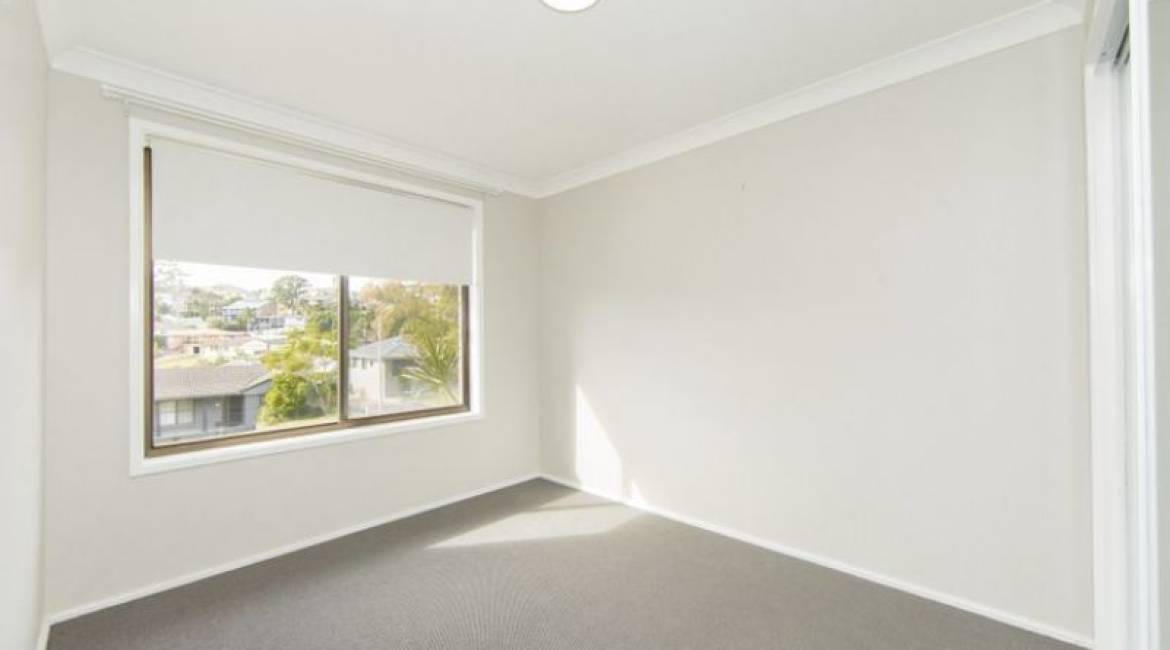 4 Taranaki Place, Macquarie Hills, NSW 2285 Australia