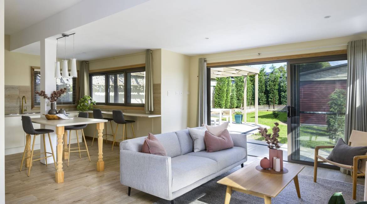 17 Carandotta Street, Mayfield West, NSW 2304 Australia