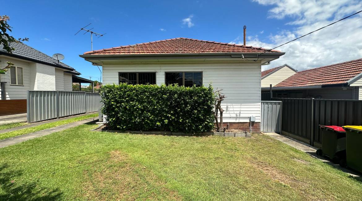 30 Vera Street, Waratah West, NSW 2298 Australia