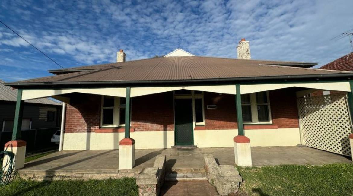 2/69 Crebert Street, Mayfield, NSW 2304 Australia