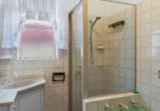 16 Kahibah Road, Waratah, NSW 2298 AU