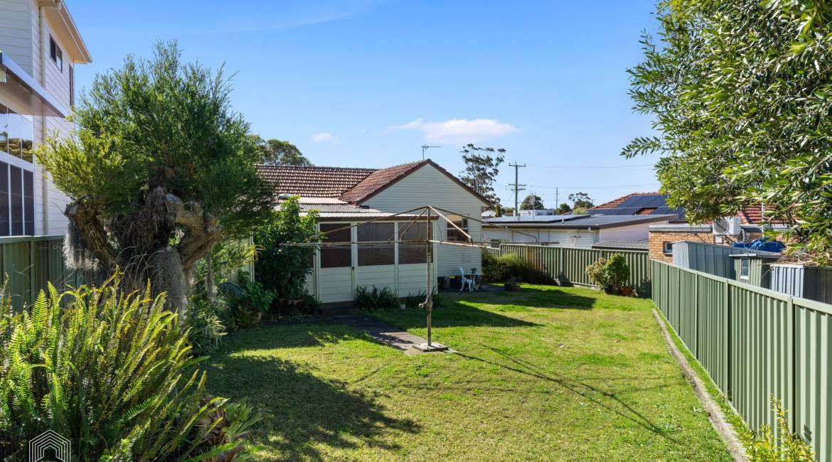 16 Kahibah Road, Waratah, NSW 2298 AU