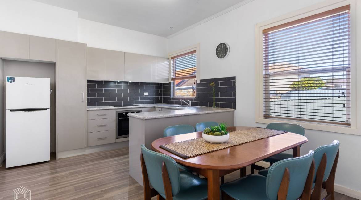 16 Kahibah Road, Waratah, NSW 2298 AU