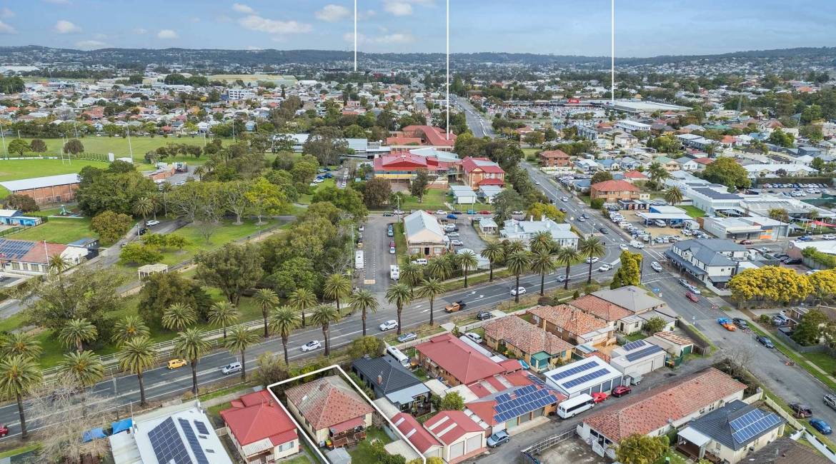 9 Station Street, Waratah, NSW 2298 AUSTRALIA