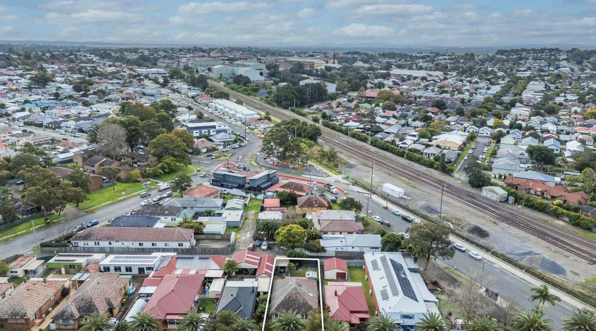 9 Station Street, Waratah, NSW 2298 AUSTRALIA