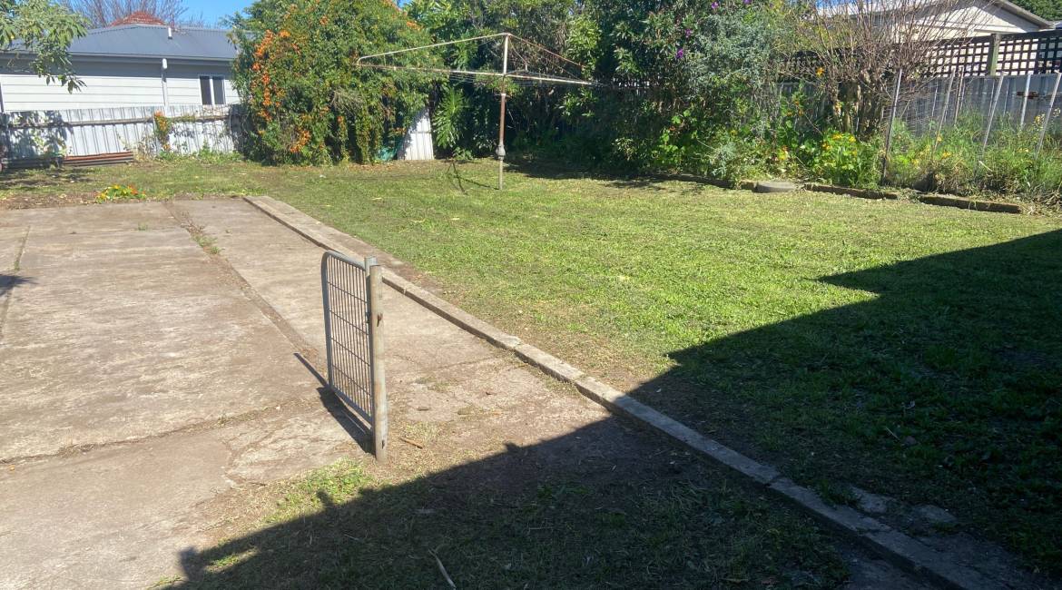 17 Vickers Street, Mayfield West, NSW 2304 AU