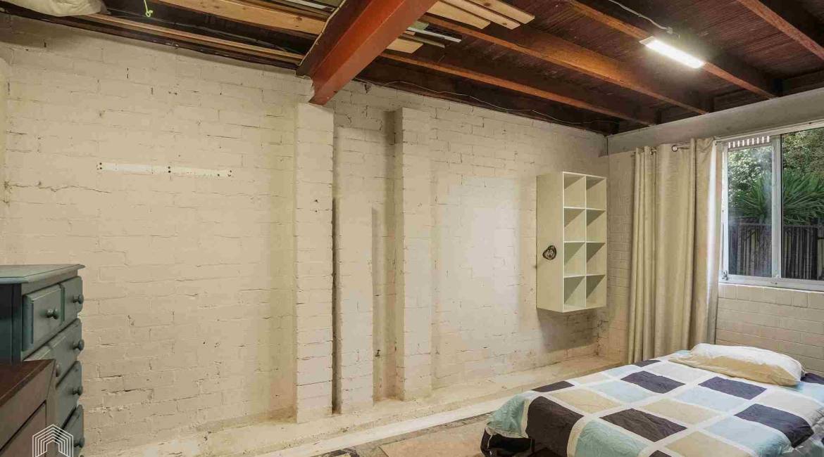 1 Clarence Street, Tenambit, NSW 2323 AUSTRALIA