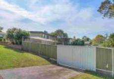 1 Clarence Street, Tenambit, NSW 2323 AUSTRALIA