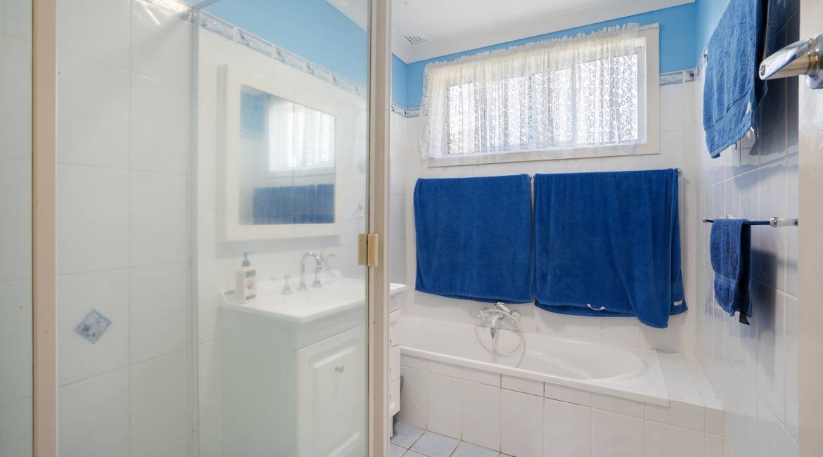 1 Clarence Street, Tenambit, NSW 2323 AUSTRALIA