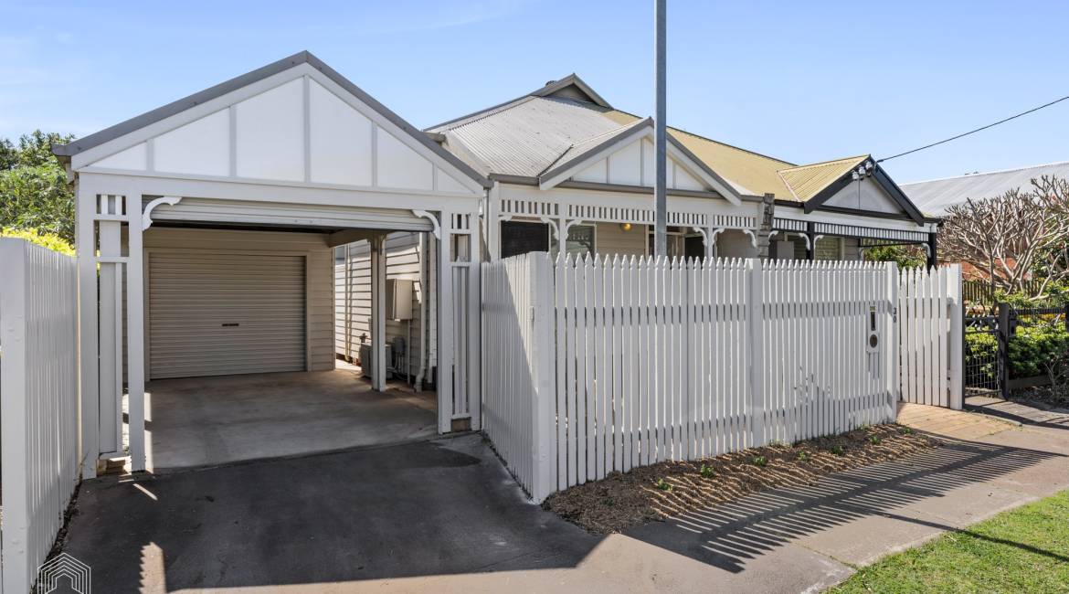 30 Robert Street, Mayfield, NSW 2304 AUSTRALIA