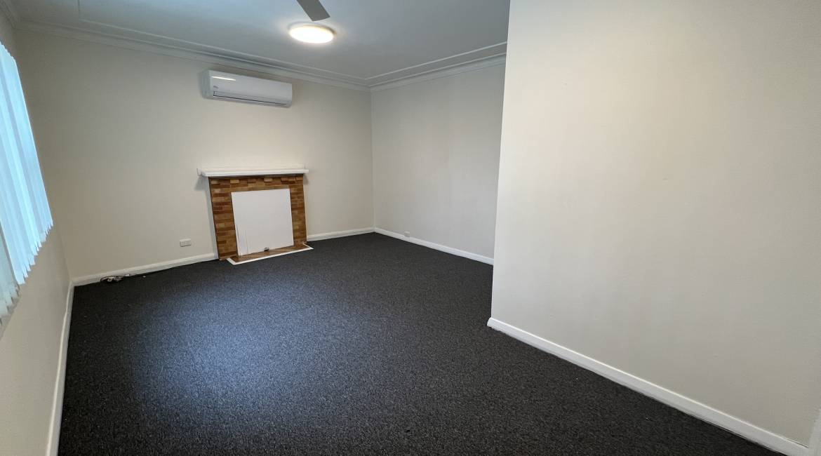 24 Angus Ave, Waratah West, NSW 2298 Australia