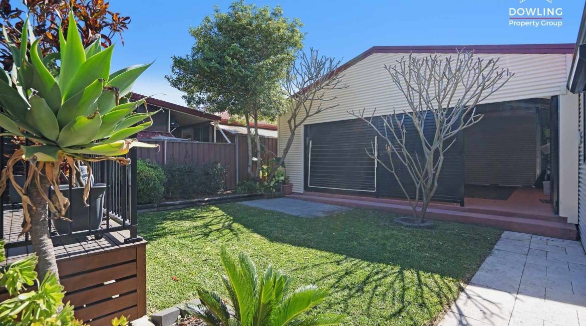 11 Station Street, Waratah, NSW 2298 AUSTRALIA