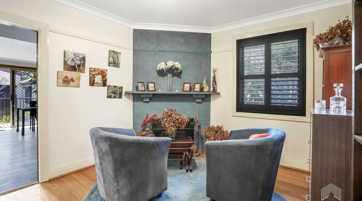 11 Station Street, Waratah, NSW 2298 AUSTRALIA