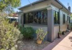 11 Station Street, Waratah, NSW 2298 AUSTRALIA