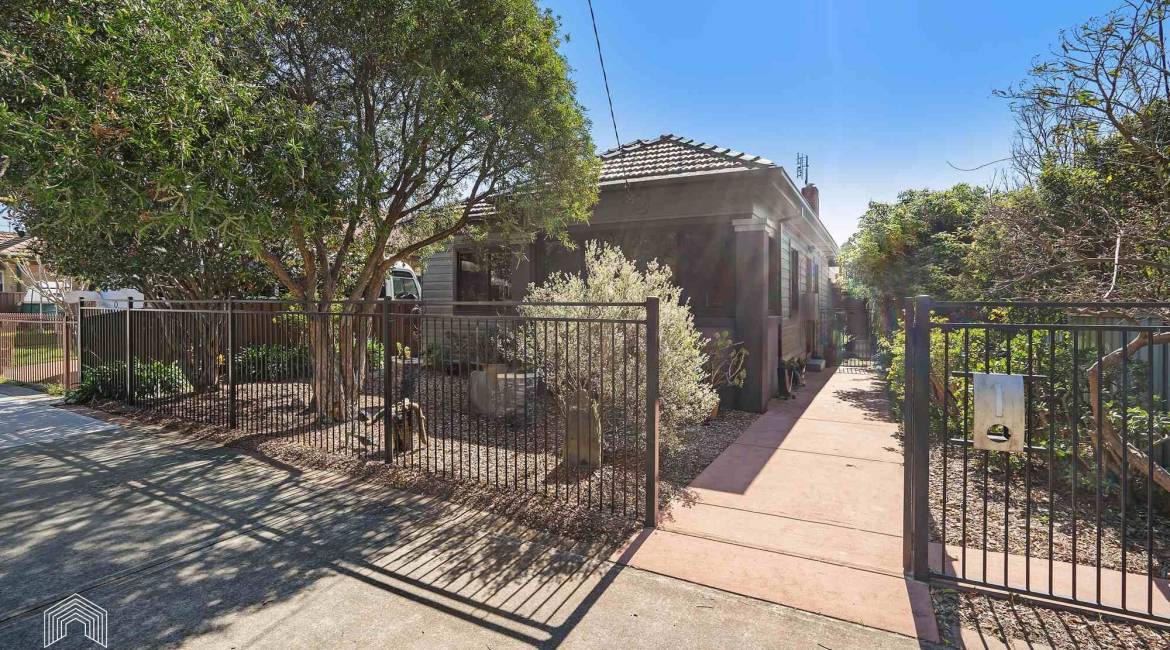 11 Station Street, Waratah, NSW 2298 AUSTRALIA