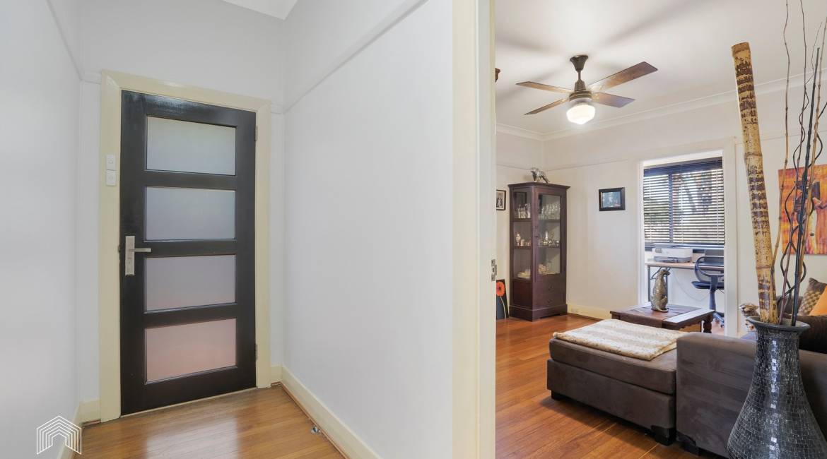 11 Station Street, Waratah, NSW 2298 AUSTRALIA