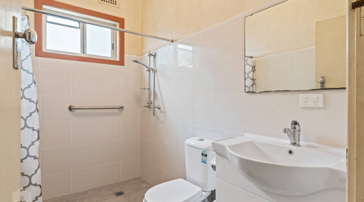 21 Collinson Street, Tenambit, NSW 2323 AUSTRALIA