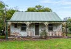 36 Cumberland Street, East Maitland, NSW 2323 AUSTRALIA