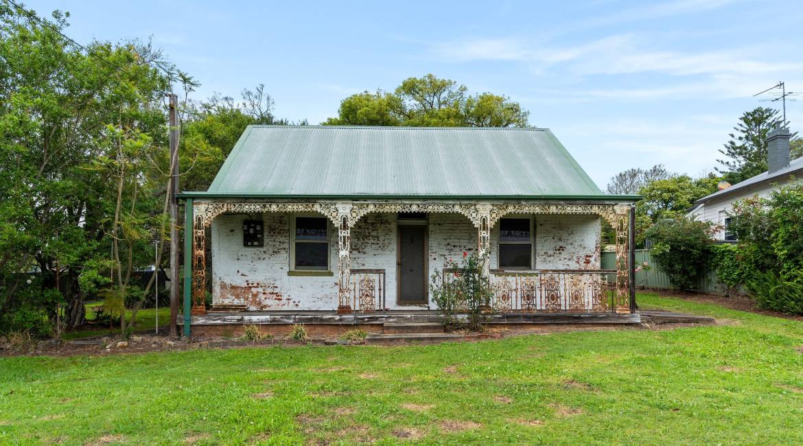 36 Cumberland Street, East Maitland, NSW 2323 AUSTRALIA