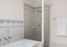 77A Decora Crescent, Warabrook, NSW 2304 AU