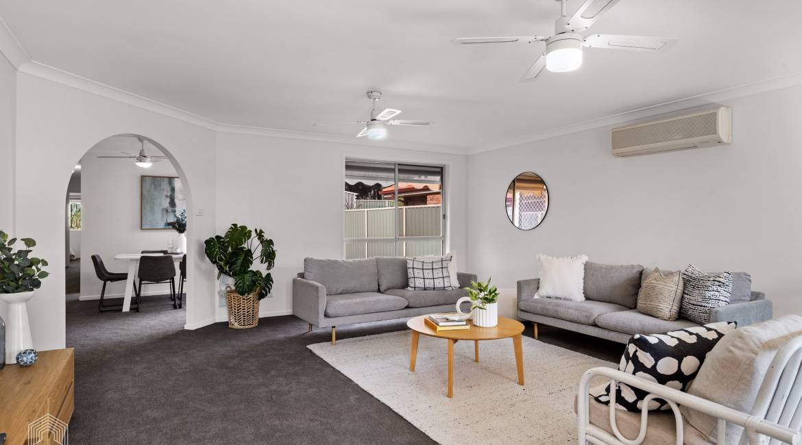77A Decora Crescent, Warabrook, NSW 2304 AU