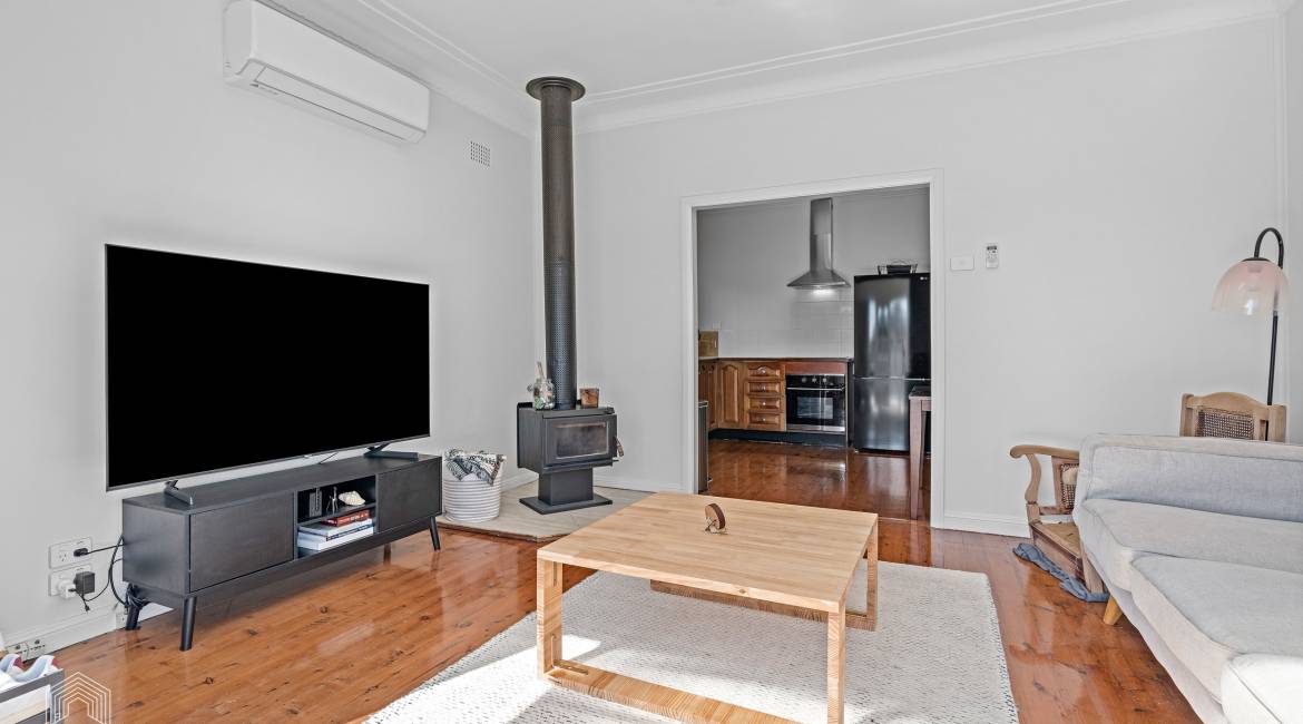 1/63 Albert St, Warners Bay, NSW 2282 Australia