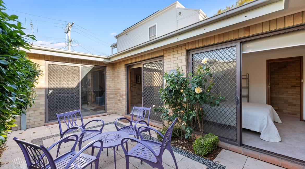 6 Lawson Street, Hamilton, NSW 2303 AUSTRALIA