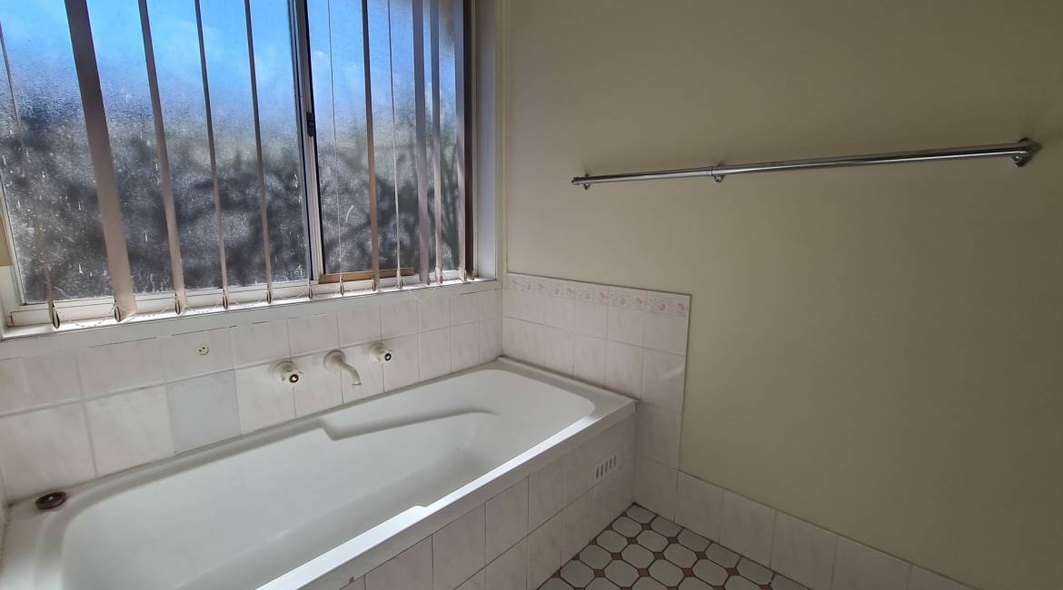 16 Dianella Court, Warabrook, NSW 2304 AUSTRALIA