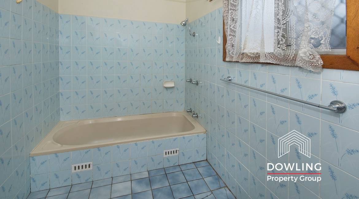 62 Henry Street, Tighes Hill, NSW 2297 AUSTRALIA