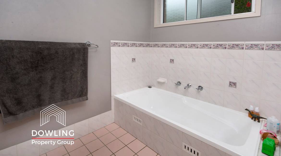 2 Courtney Close, Wallsend, NSW 2287 AUSTRALIA