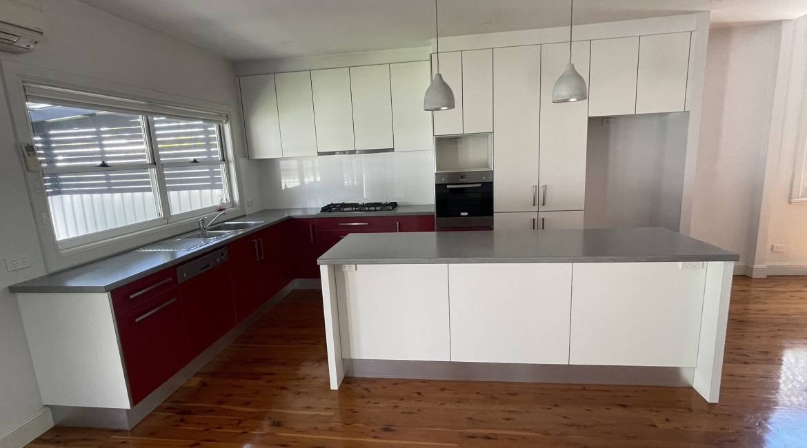 42 Holt Street, Mayfield East, NSW 2304 AUSTRALIA