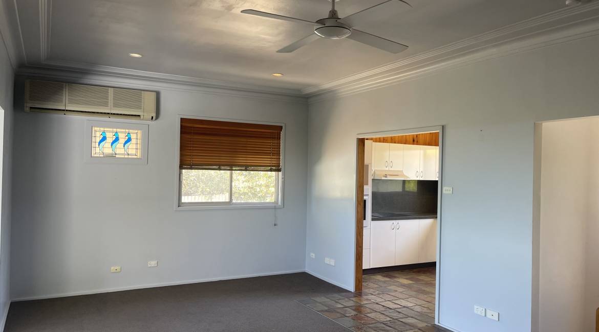 Flat 1/68 Main Road, Cardiff Heights, NSW 2285