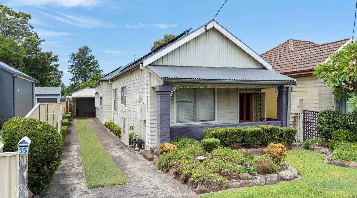 35 Carrington Street, Mayfield, NSW 2304 AU