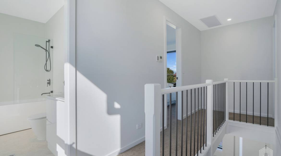 2/2a Wilkinson Street, Mayfield, NSW 2304 AU