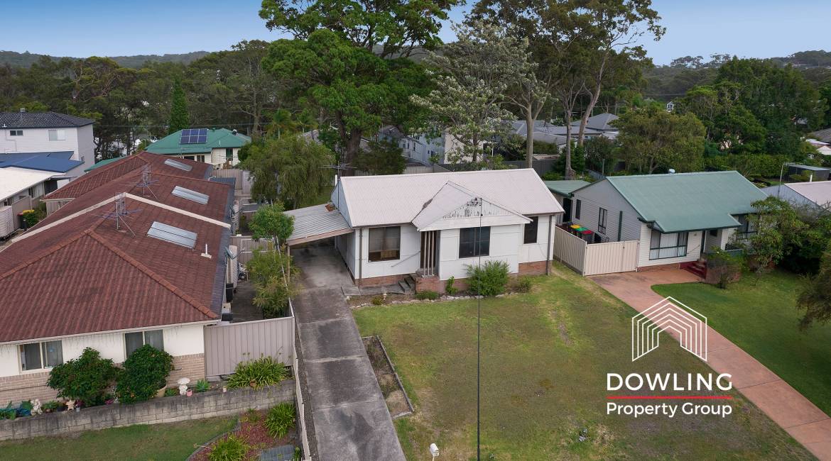 16 Leicester Avenue, Belmont North, NSW 2280 AUSTRALIA