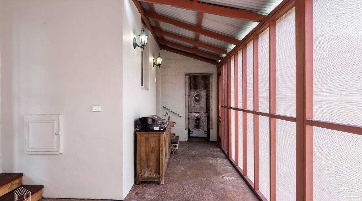 6 Woodstock Street, Mayfield, NSW 2304 AUSTRALIA