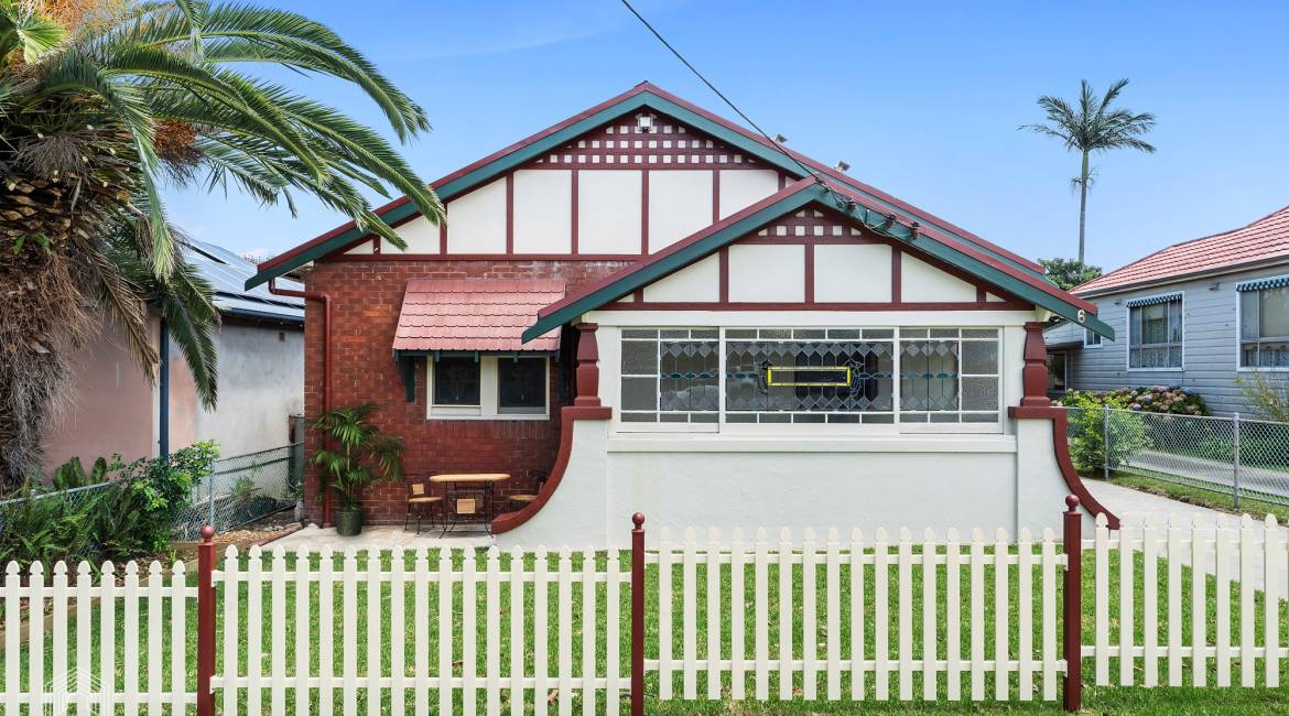 6 Woodstock Street, Mayfield, NSW 2304 AUSTRALIA