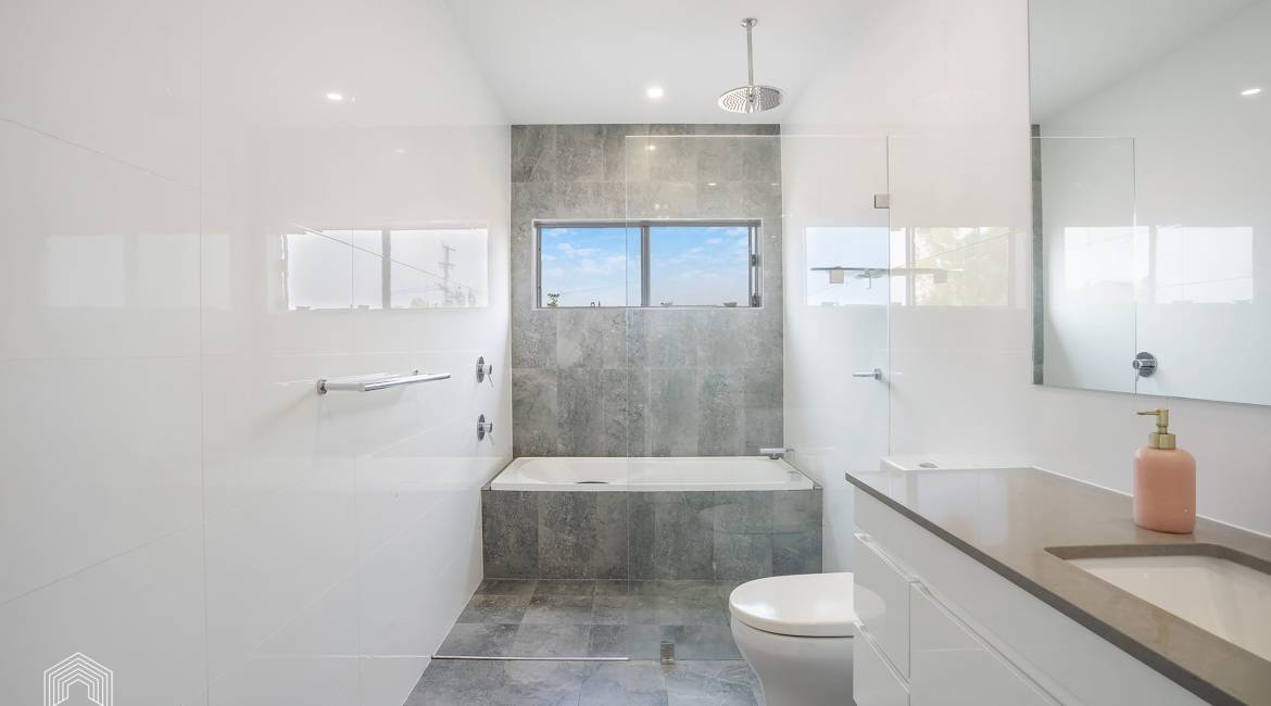 2/34 Karoola Road, Lambton, NSW 2299 AU