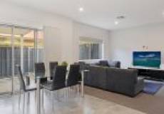 2/34 Karoola Road, Lambton, NSW 2299 AU