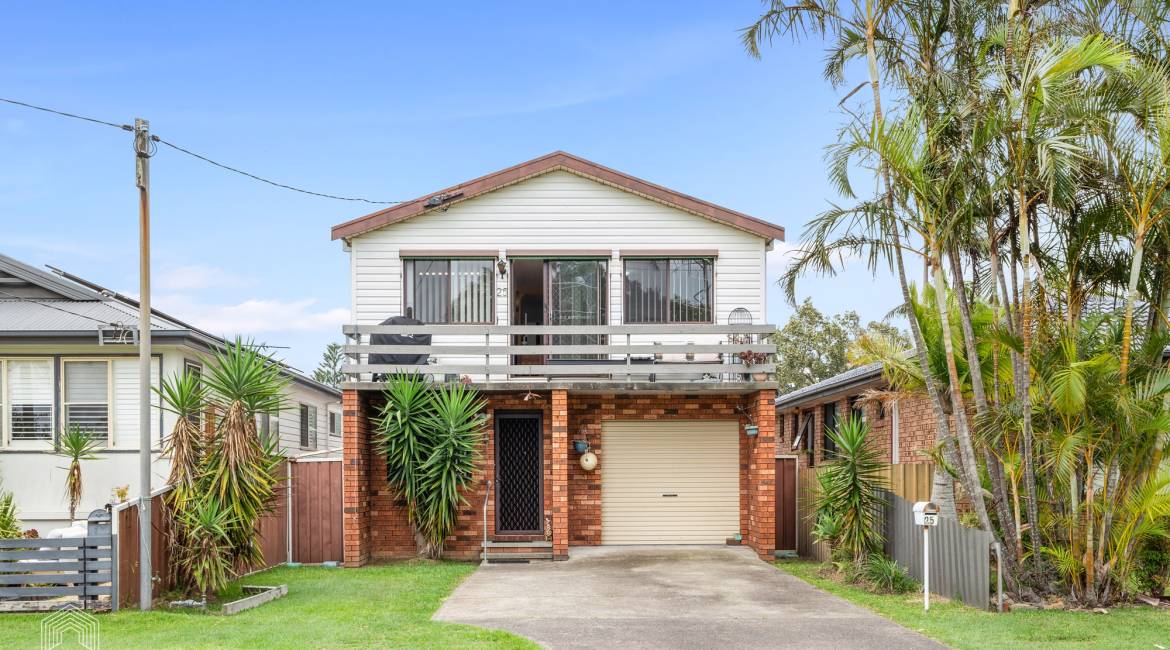 25 Pelican Street, Swansea, NSW 2281 AUSTRALIA