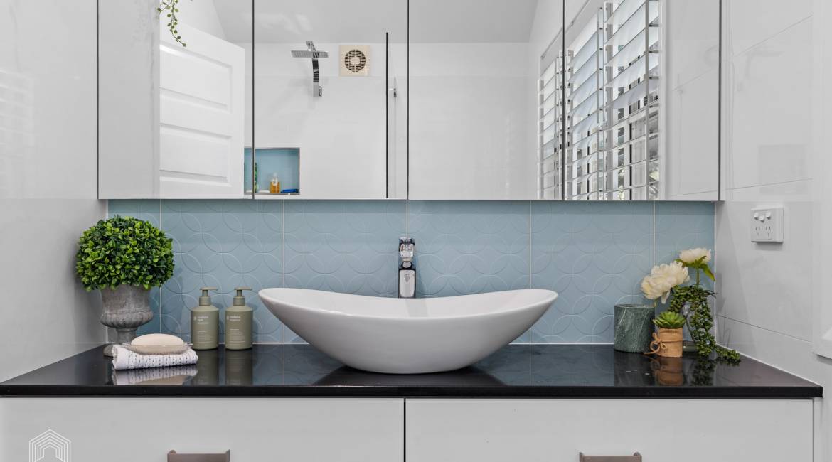 27 Kitchener Parade, Mayfield East, NSW 2304 AUSTRALIA